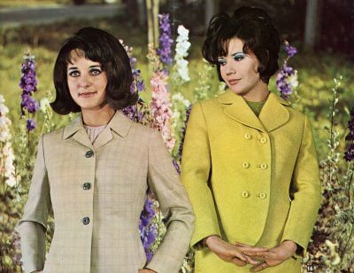 Dvije žene u Varteks kaputima