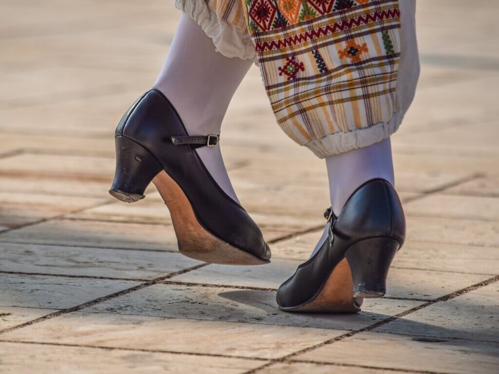 Noge u nošnji i cipelama