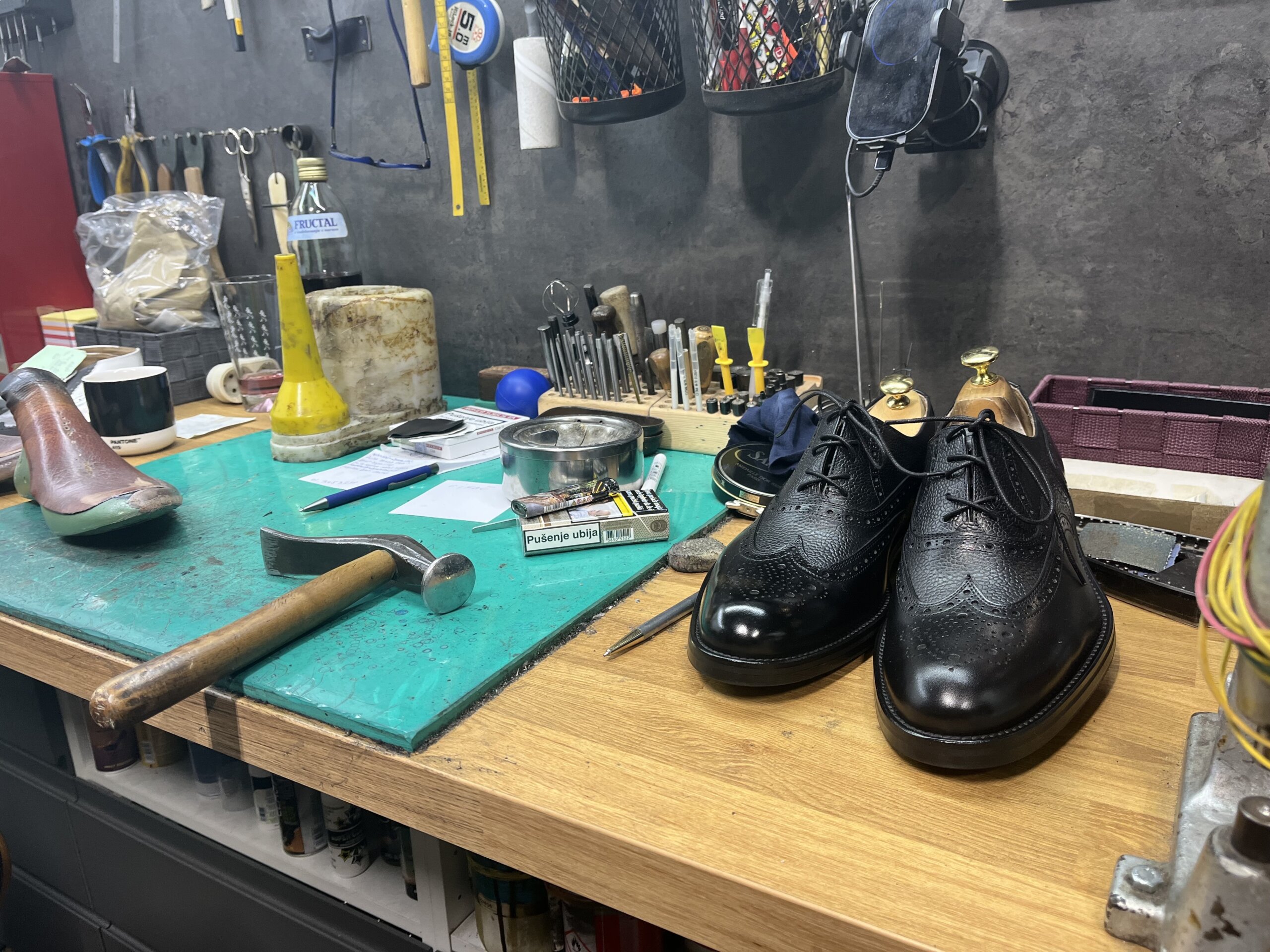 Stol za izradu cipela