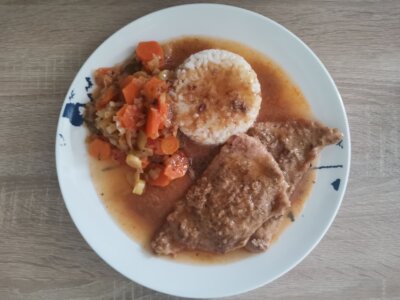 Teleće šnicle s prilogom od poriluka i rižom | Mirovina.hr