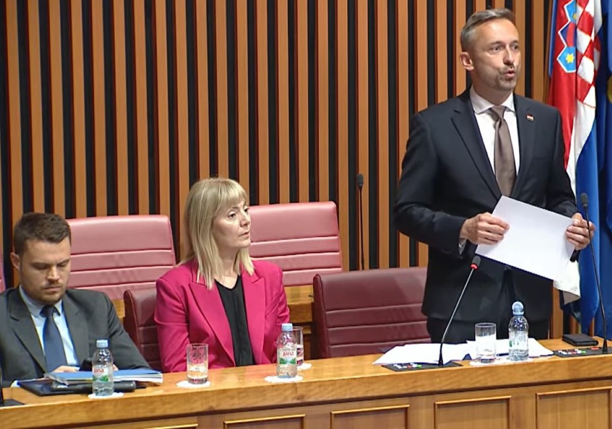 Ministar Piletić odgovarao je na brojne replike o mirovinskoj reformi | Mirovina.hr