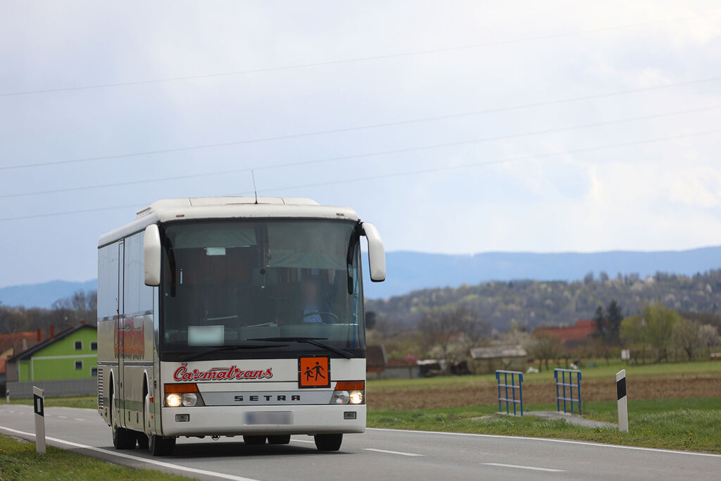 Čazmatrans autobus
