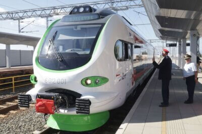 Baterijski vlak na Galvnom kolodvoru u Zagrebu