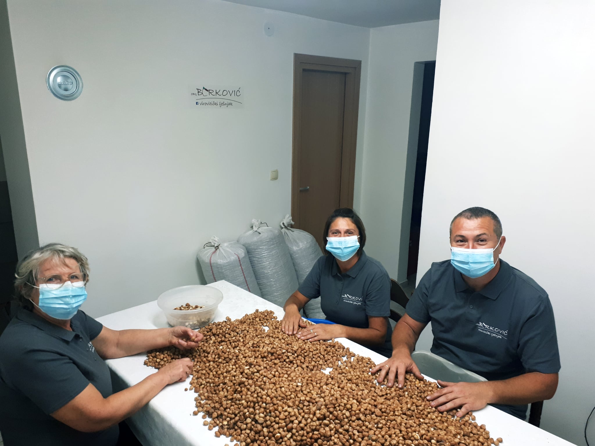 Ljuštenje lješnjaka